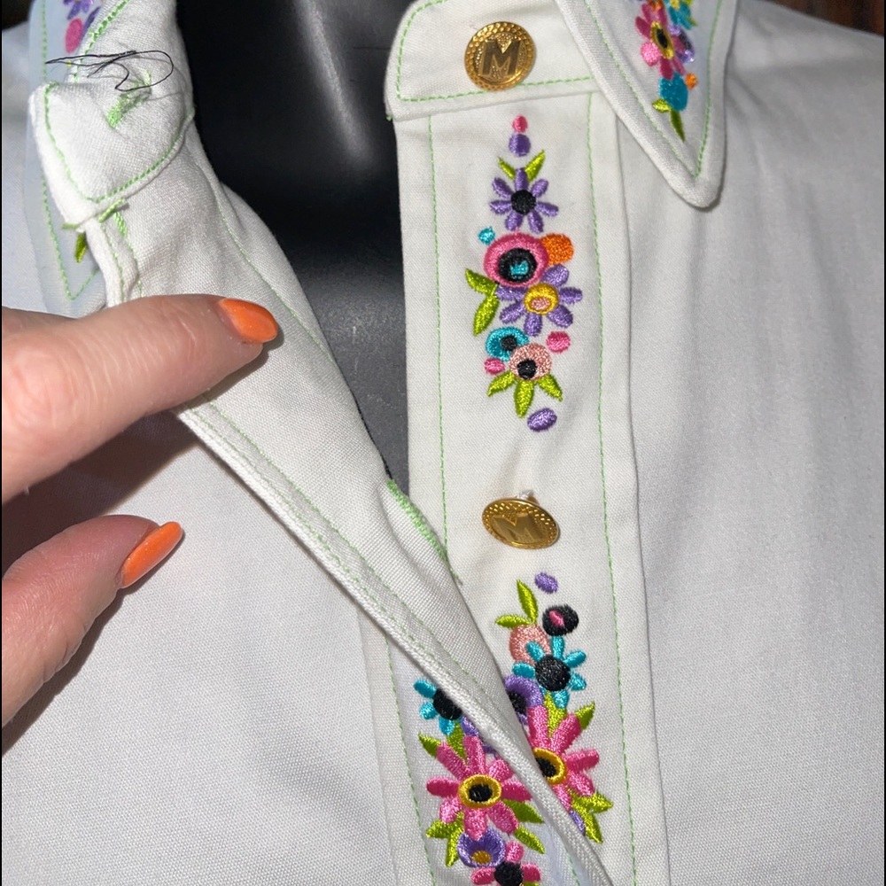Bob Mackie XS Wearable Art May Pole Shirt White - Picture 2 of 12